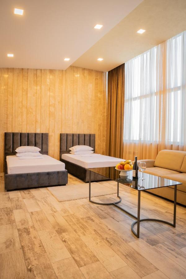 B H Y Guesthouse In يريفان المظهر الخارجي الصورة